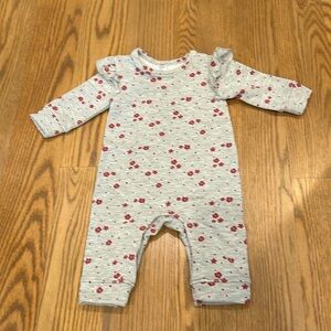 Nordstrom brand fleece lined long sleeve ruffle onsie 3 months